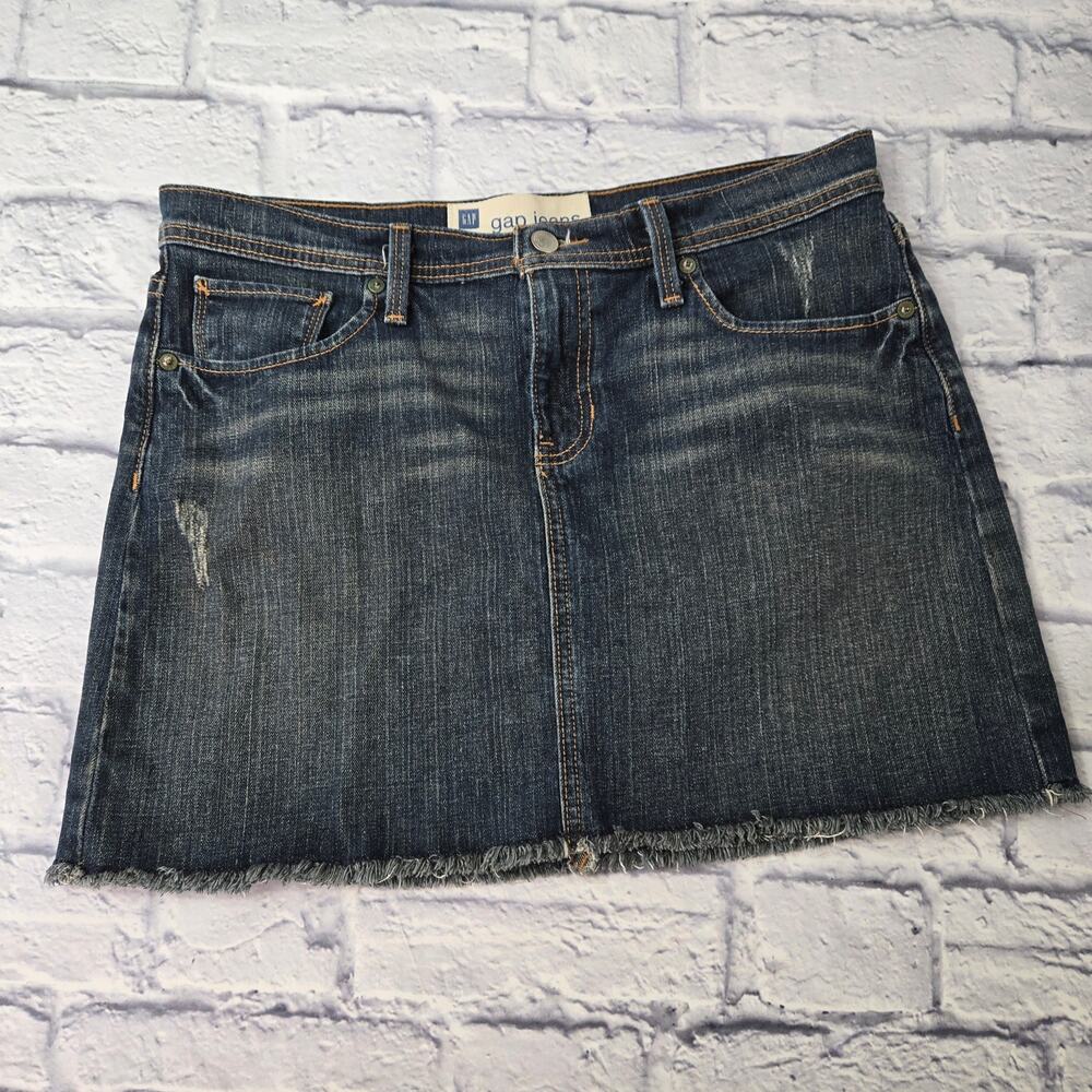 Gap Jeans Women's Distressed Denim Frayed Hem Mini Skirt Stretch size 10